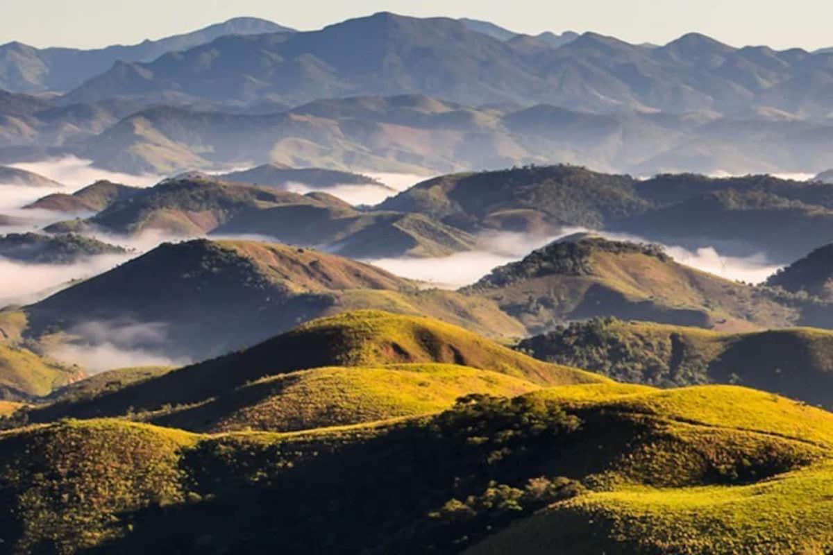 Casa com bela vista das montanhas em Conservatória Exterior foto