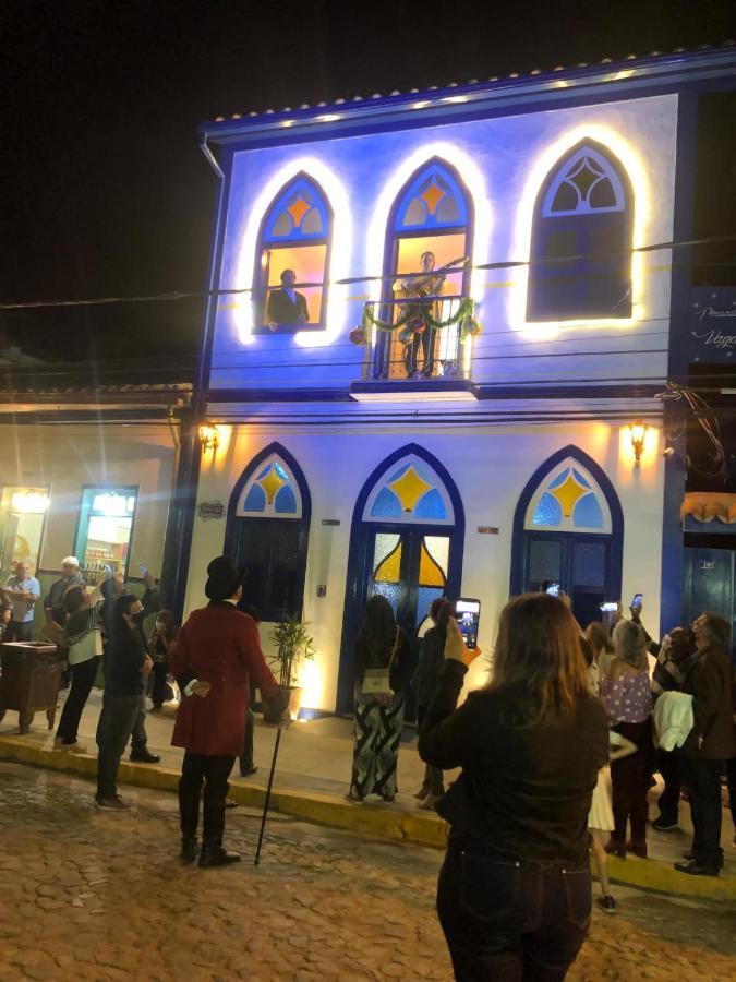 Casa com bela vista das montanhas em Conservatória Exterior foto